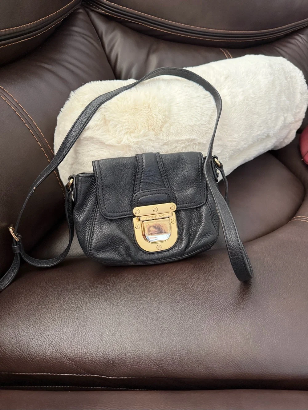 Vintage Michael Kors Charlton Small Crossbody Bag Black Pebbled Leather
